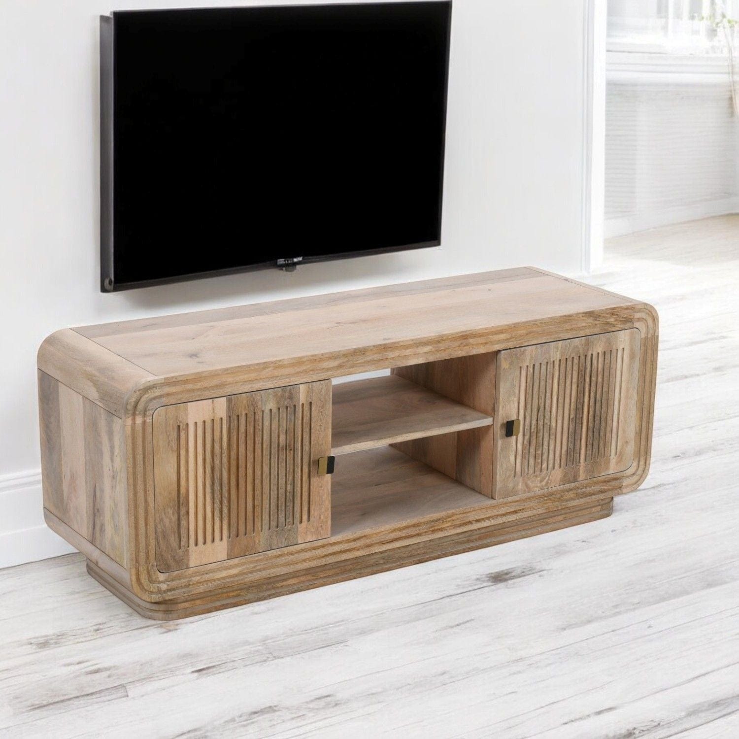 Prehen 145cm Wooden TV Media Unit Cabinet