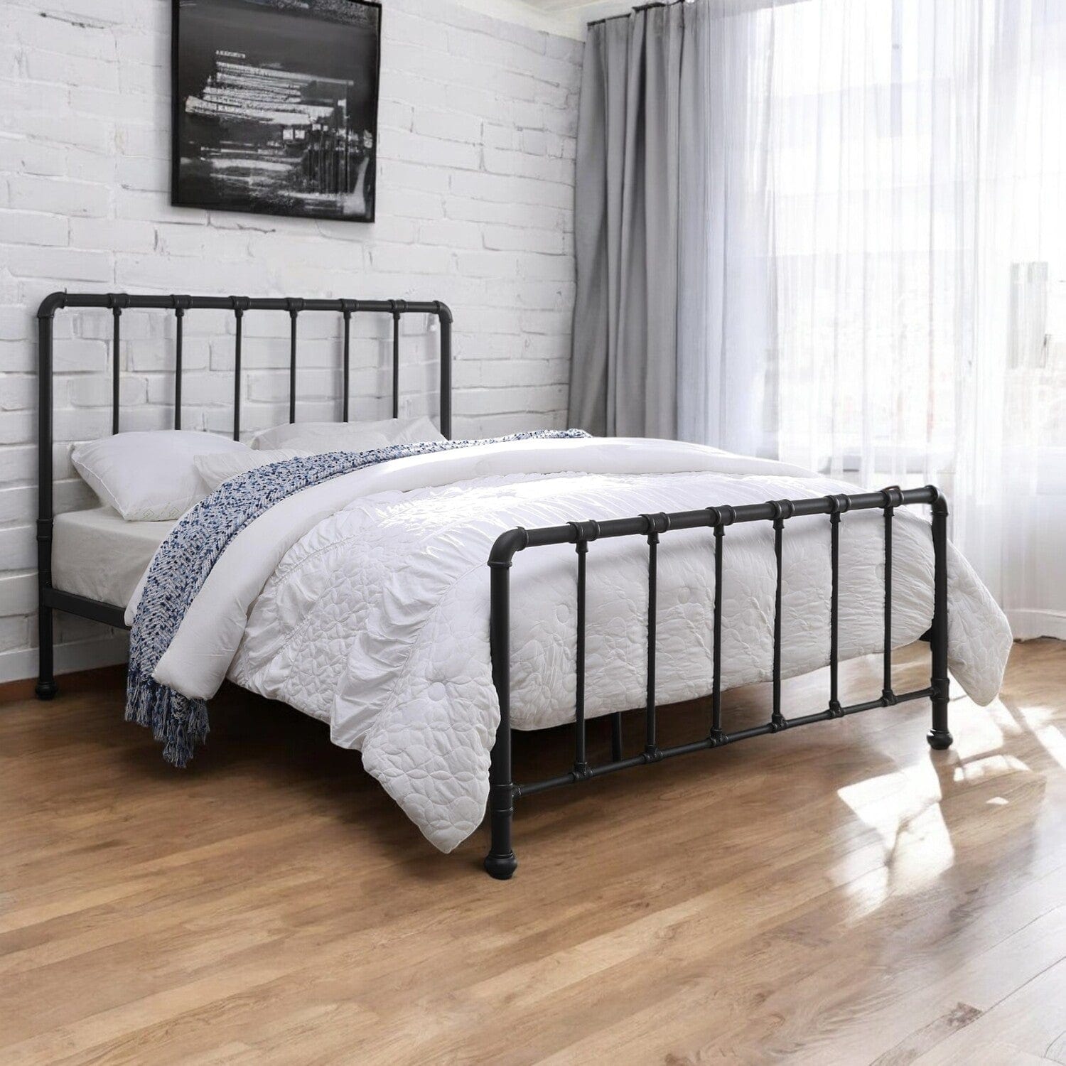  Double 4ft6 - 135x190cm Sutton Metal Bed Frame